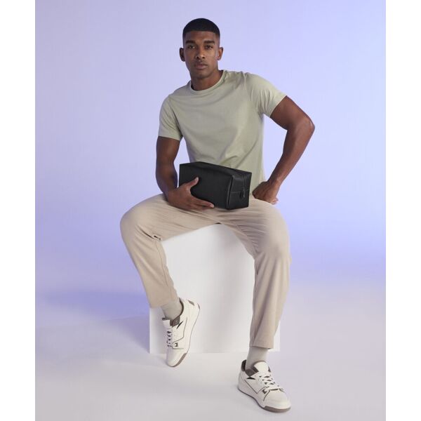 Boutique toiletry/accessory case Thumbnail