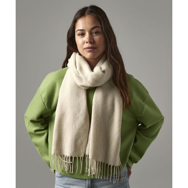 Classic woven scarf Thumbnail