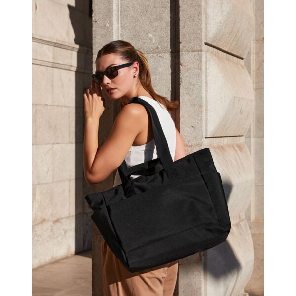 Simplicity Tote Thumbnail