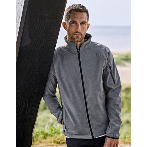 Men's Lightweight Performance Softshell Thumbnail