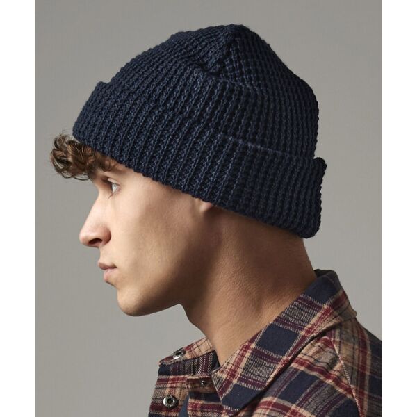 Classic waffle knit beanie Thumbnail