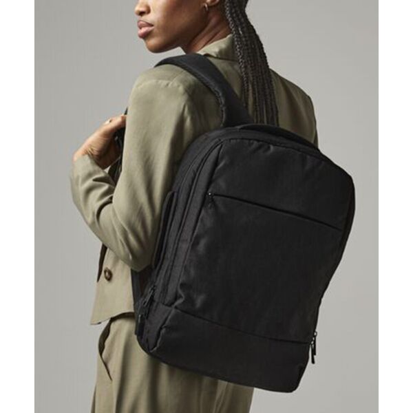 Q-Tech charge convertible backpack Thumbnail