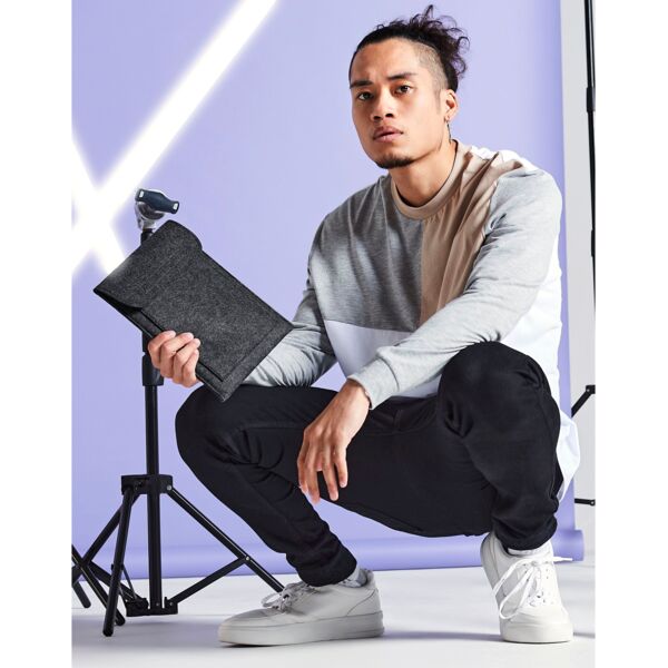 Felt iPad Slip Thumbnail